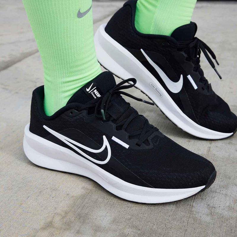 Buty do biegania damskie Nike Downshifter 13 astronomy black/white/dark smoke grey 15
