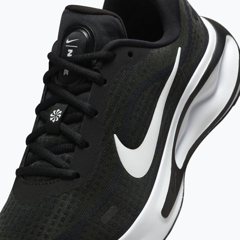 Buty do biegania damskie Nike Journey Run black/white 8