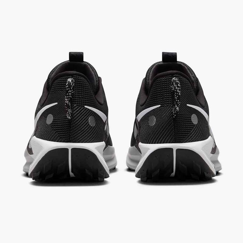 Buty do biegania damskie Nike Pegasus Trail 5 black/white/anthracite/wolf grey 4