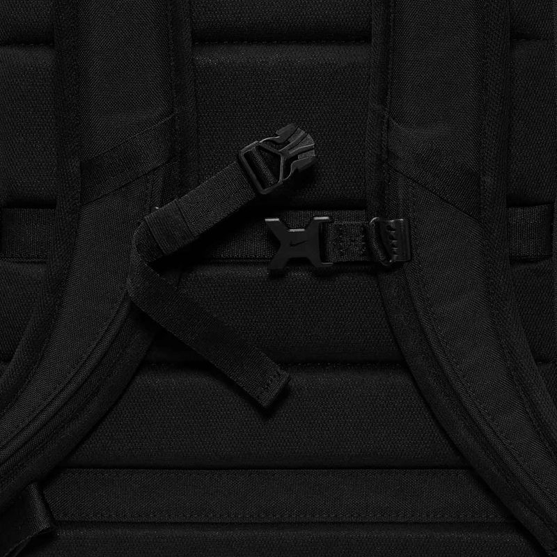 Plecak miejski Nike Utility Elite 37 l black/black/white 11