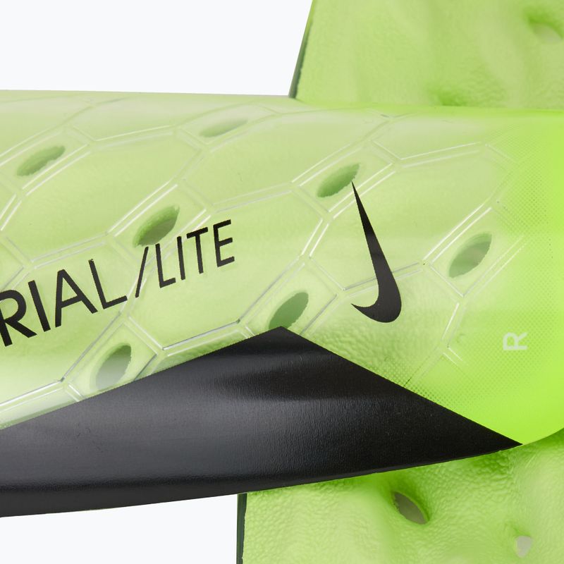 Ochraniacze piłkarskie na golenie Nike Mercurial Lite volt/barely volt/black 2