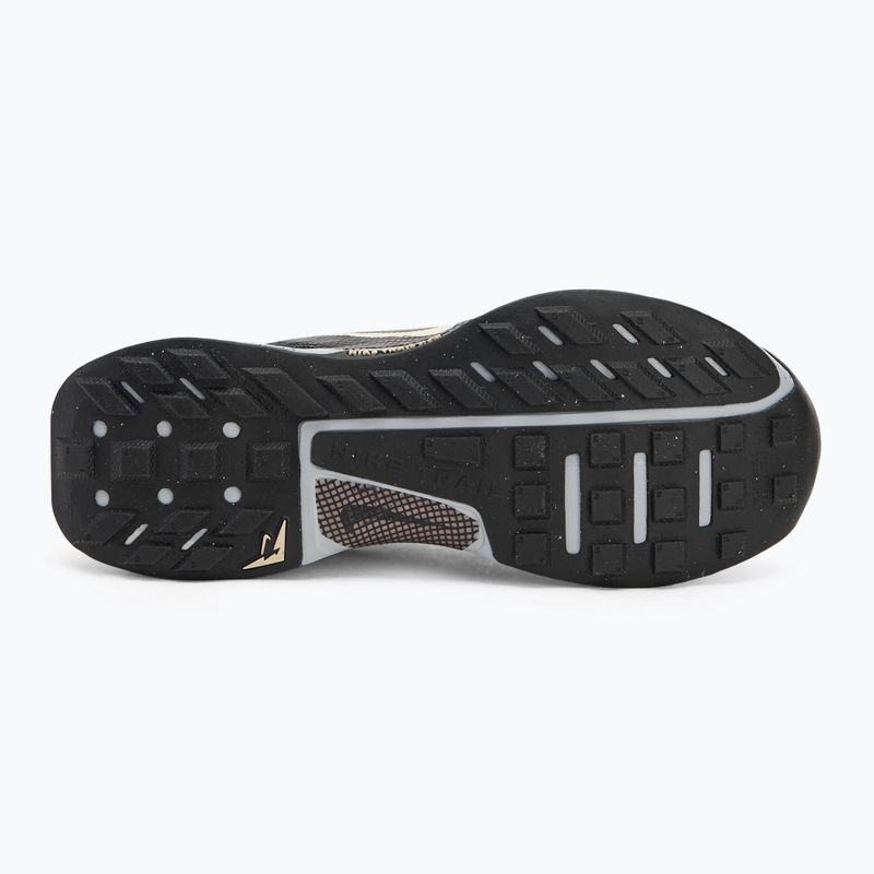 Buty do biegania damskie Nike Juniper Trail 3 dark smoke grey/black/wolf grey/lightorewoodbrown 4
