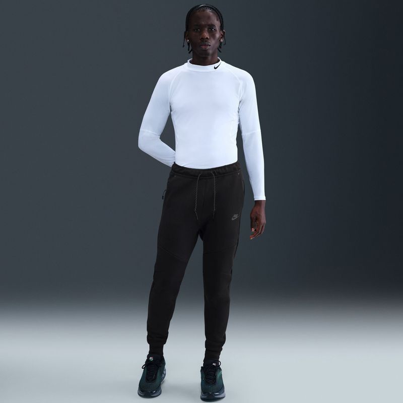 Spodnie męskie Nike Tech Joggers black/black 5