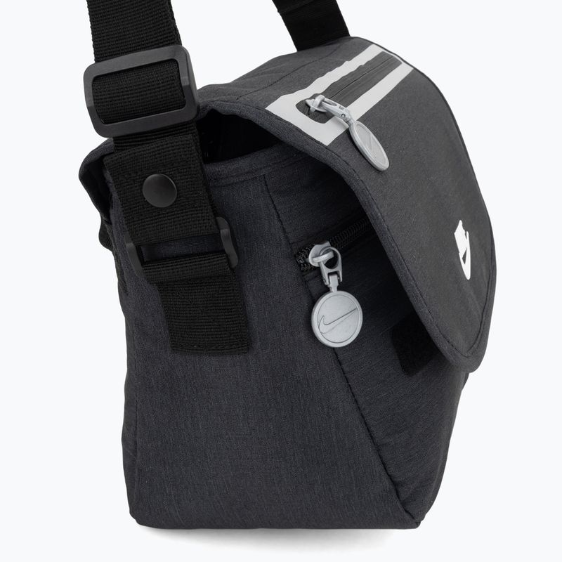Torba śniadaniowa Nike Futura Messenger Lunch 7,5 l black 5