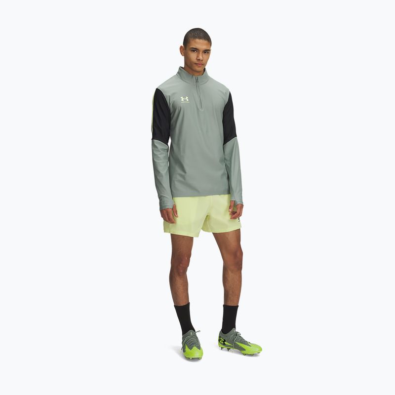 Spodenki piłkarskie męskie Under Armour Challenger Pro Woven sonic yellow/black 2