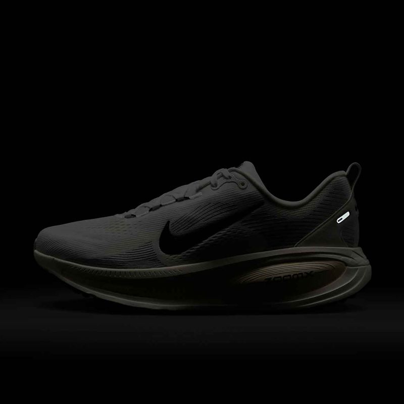 Buty do biegania męskie Nike Vomero 18 summit white/coconut milk/black 8