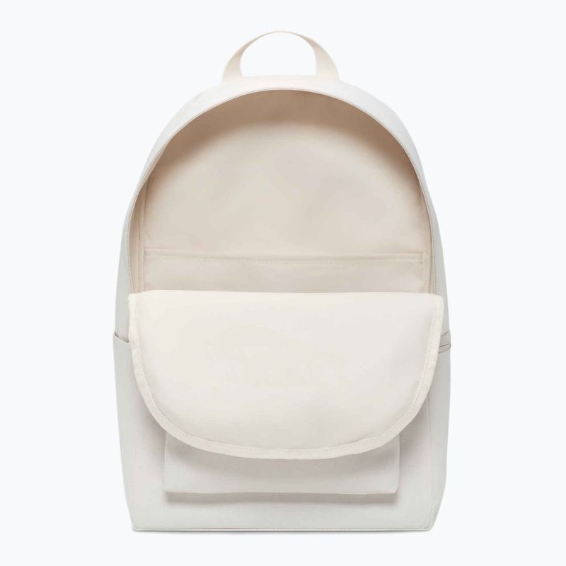 Plecak miejski Nike Heritage 25 l light orewood brn/summit white 3