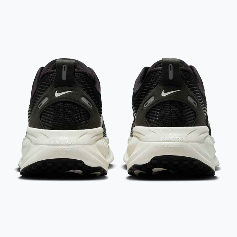 Buty do biegania damskie Nike Vomero 18 black/coconut milk/summit white 4