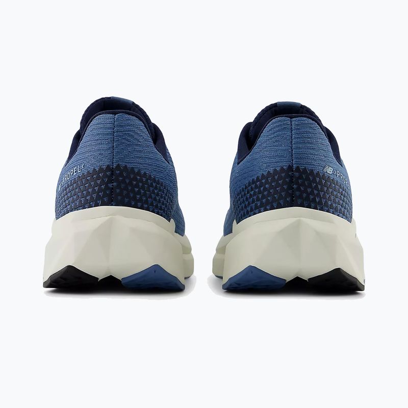 Buty do biegania damskie New Balance FuelCell Propel v5 blue 11