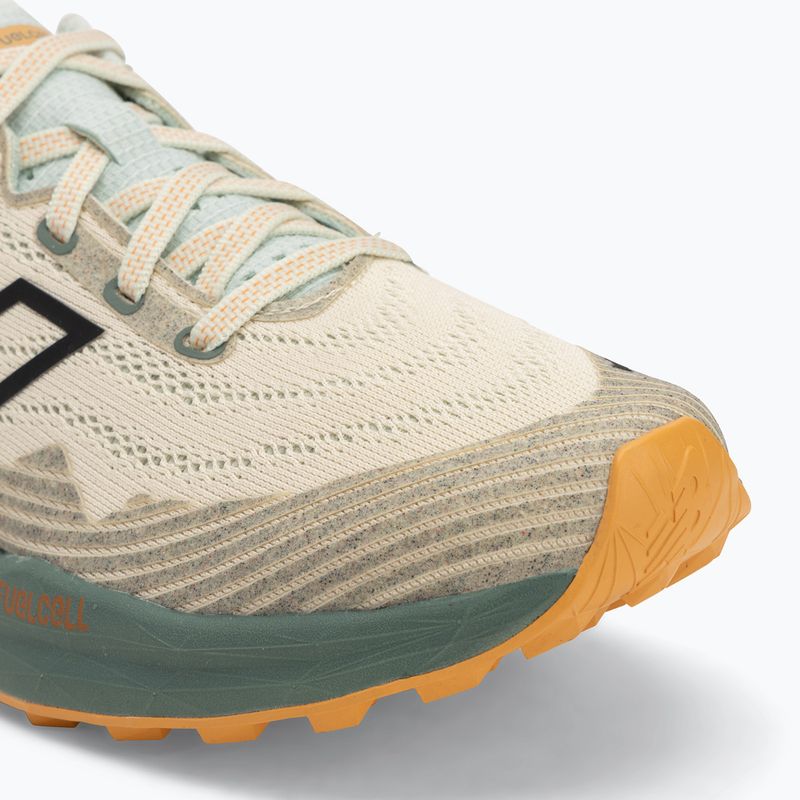 Buty do biegania damskie New Balance FuelCell Venym calcium 7