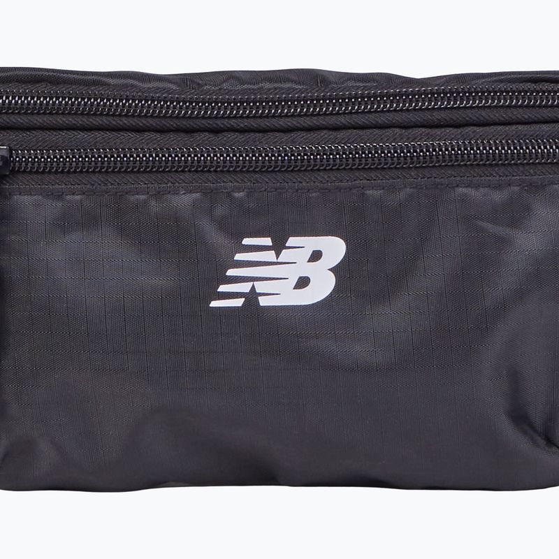 Saszetka nerka New Balance Essential black 3