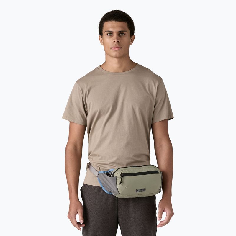 Saszetka nerka Patagonia Terravia Tote river rock green 3