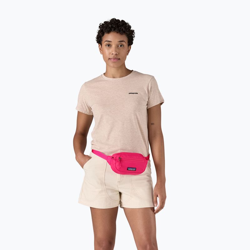 Saszetka nerka Patagonia Terravia Mini Hip luminous pink 4