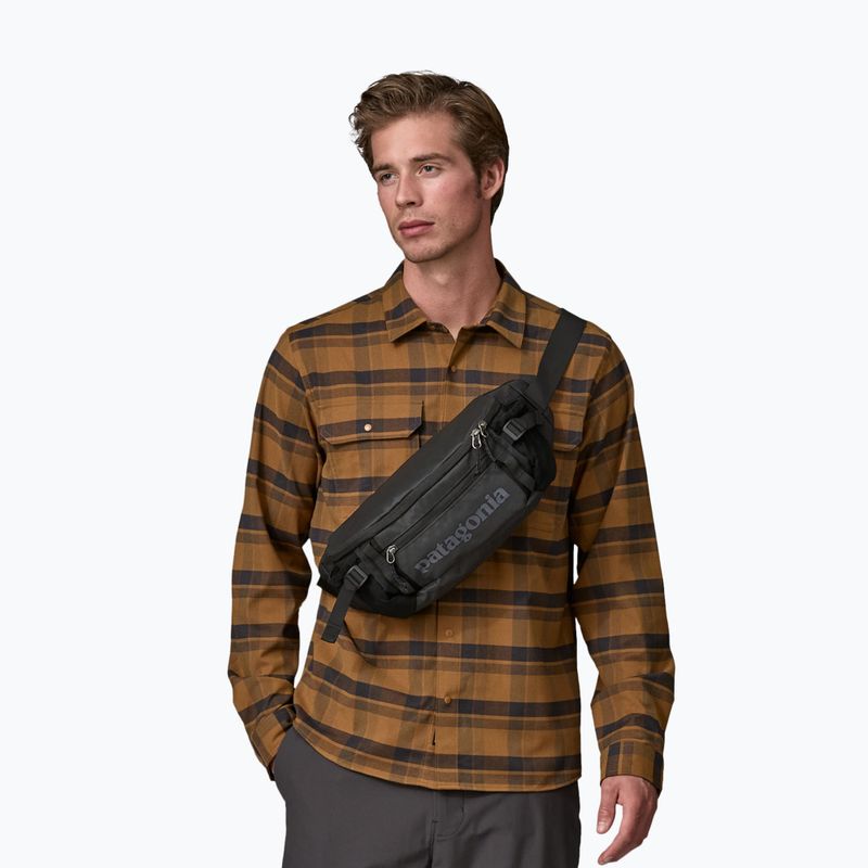 Saszetka nerka Patagonia Black Hole Waist Pack 5 l black/black 4