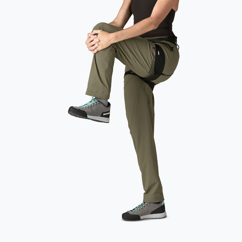 Spodnie trekkingowe damskie Patagonia Free Wall basin green 5
