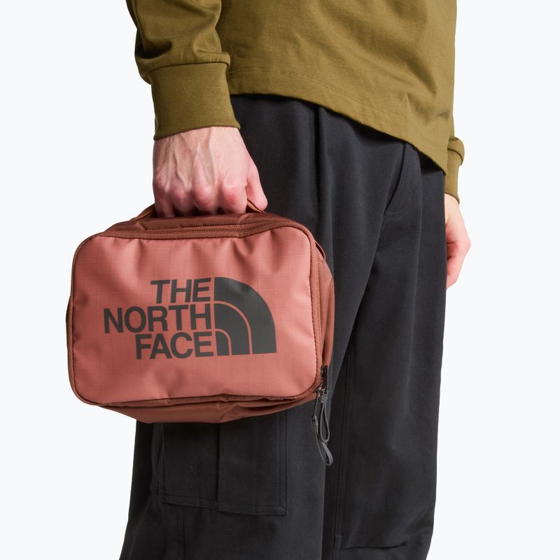 Kosmetyczka The North Face Base Camp Voyager Dopp Kit copper silt/lea 4