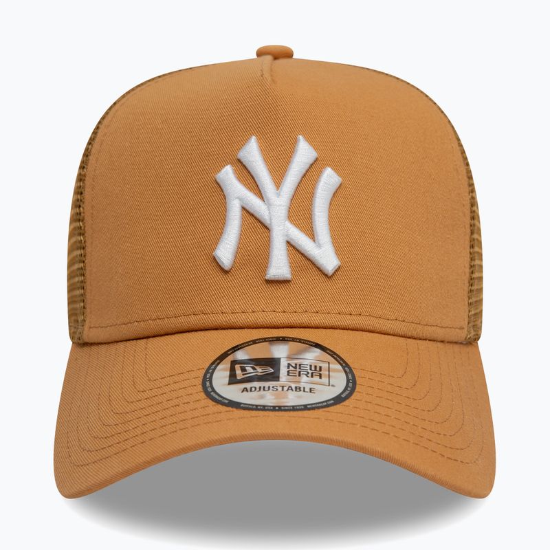 Czapka z daszkiem New Era League Essential Trucker New York Yankees dark beige 2