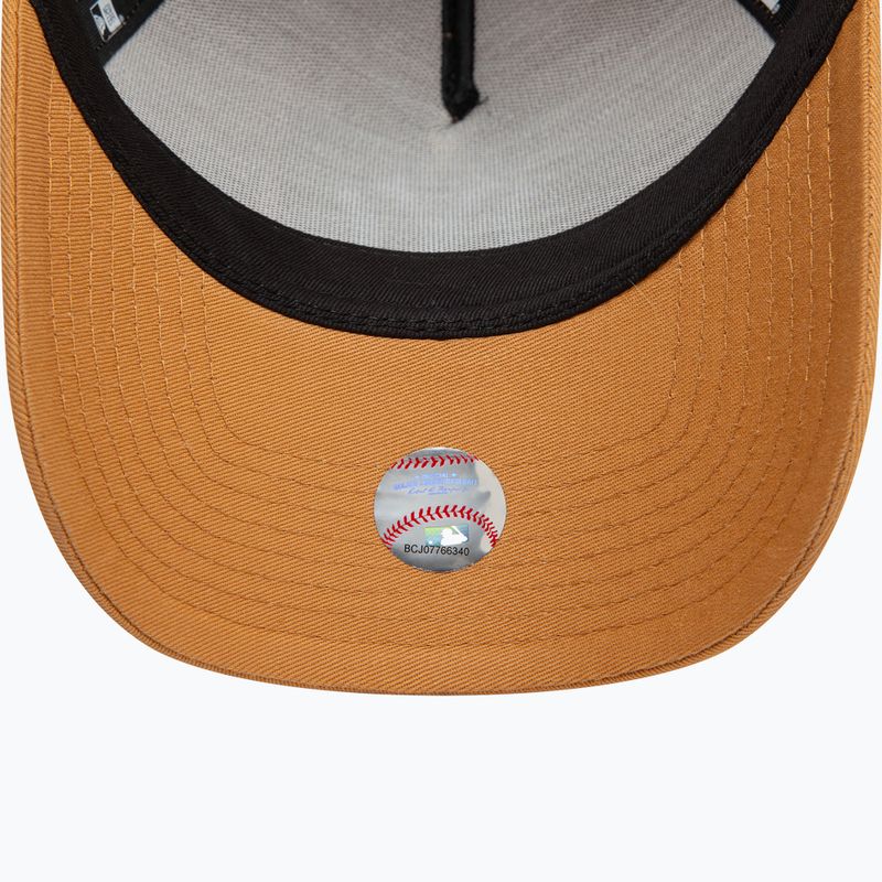 Czapka z daszkiem New Era League Essential Trucker New York Yankees dark beige 5