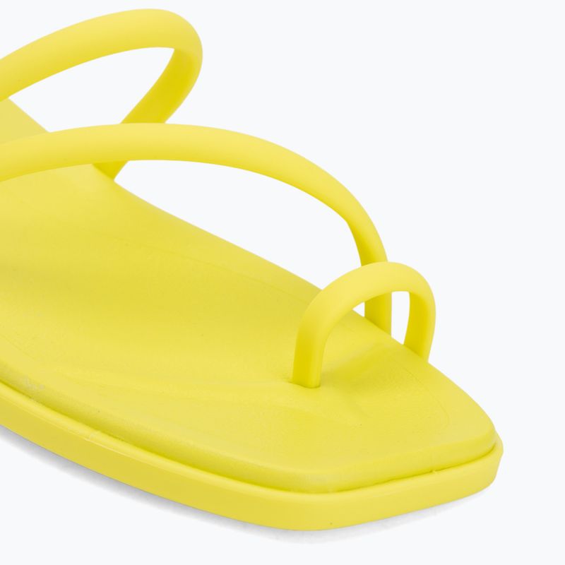 Klapki damskie Crocs Miami Toe Loop Sandal citrus 7