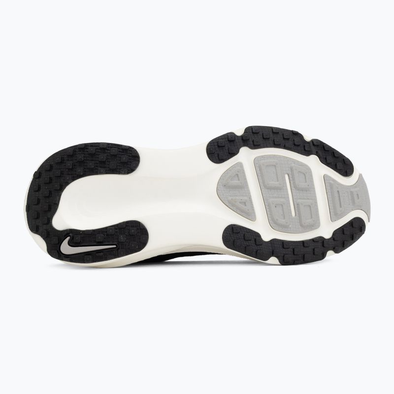 Buty do biegania Nike Vomero 18 black/coconut milk/iron ore/summit white 4