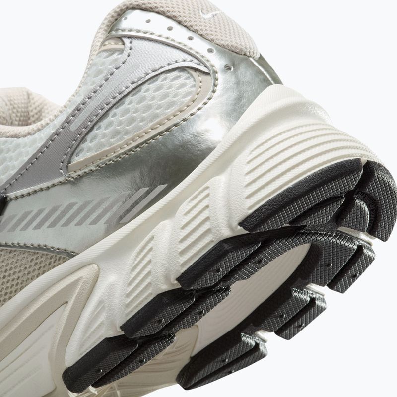 Buty damskie Nike V5 RNR summit white/sail/black/light orewood brown 8