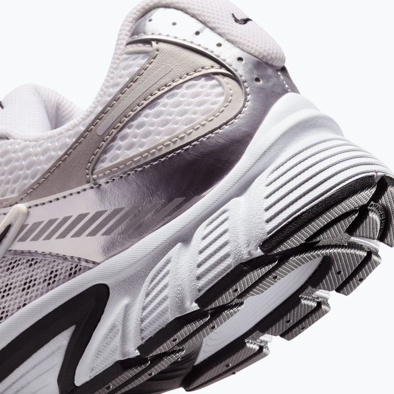 Buty męskie Nike V5 RNR white/vast grey/college grey/black 4