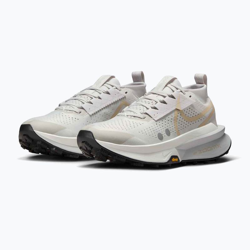 Buty do biegania damskie Nike Zegama 2 vast grey/sanddrift/summit white/black 3