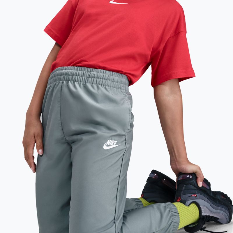 Dres dziecięcy Nike Sportswear Woven smoke grey/light smoke grey/white 6