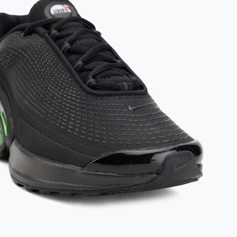 Buty męskie Nike Air Max Dn black/black/anthracite/green strike 7