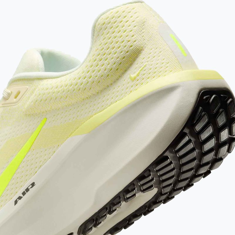 Buty do biegania męskie Nike Winflo 11 coconut milk/neon yellow/light zitron/volt 13