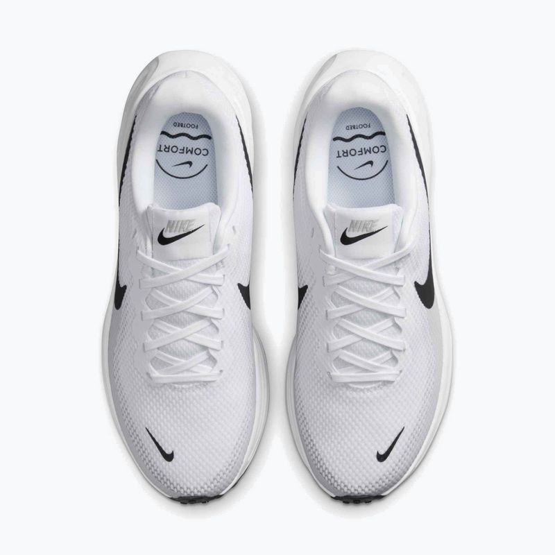 Buty do biegania damskie Nike Revolution 8 Extra Wide white/pure platinum/black 14