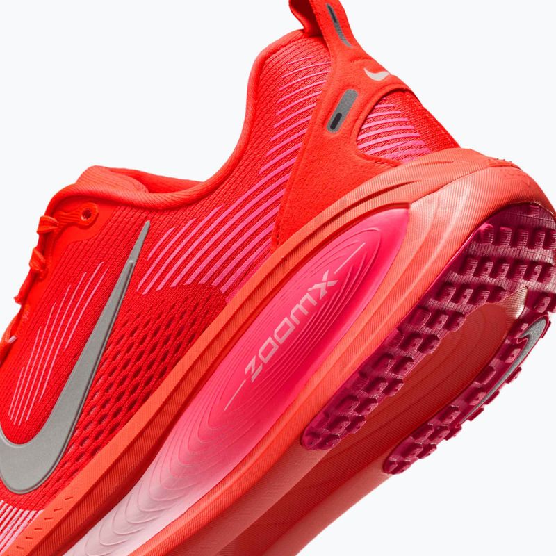 Buty do biegania damskie Nike Vomero 18 bright crimson/hyper pink/pink foam/white 9