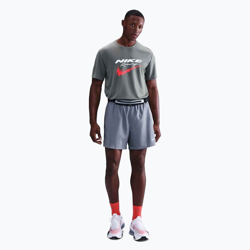 Koszulka do biegania męska Nike Miler Dri-Fit UV smoke grey 2