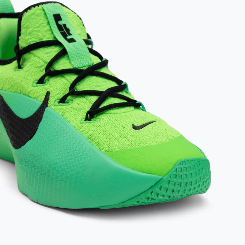 Buty treningowe męskie Nike LeBron TR 1 green strike/fir/green shock 7