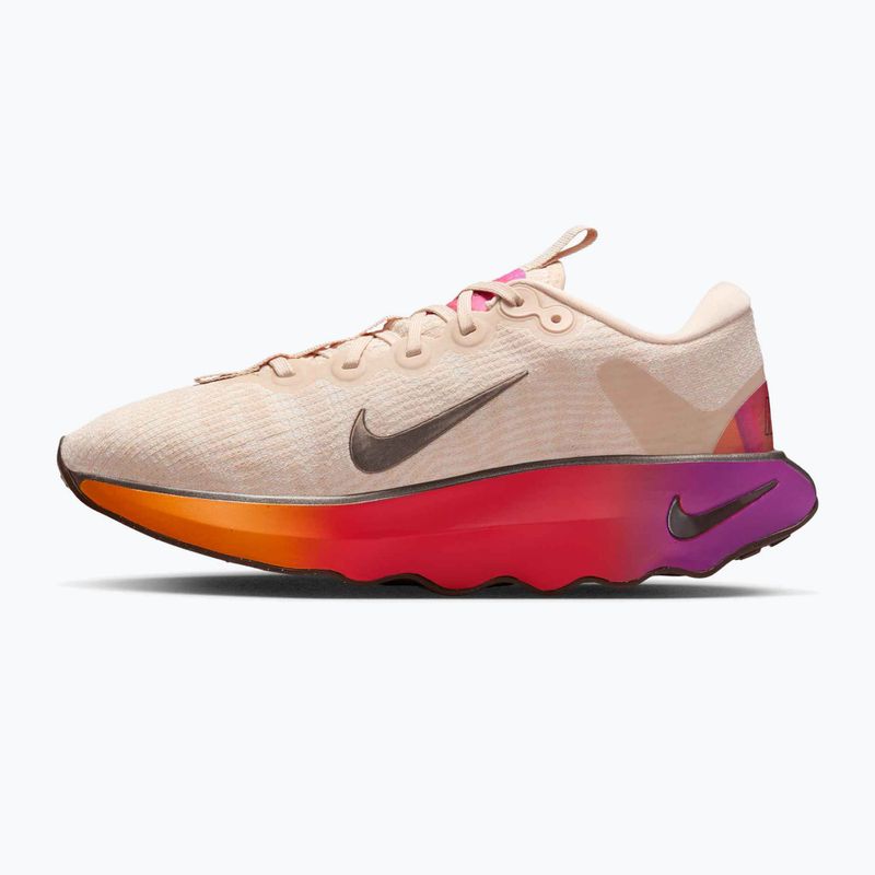 Buty treningowe damskie Nike Motiva SE pearl white/pale ivory/vivid purple/mtl gold grain 2