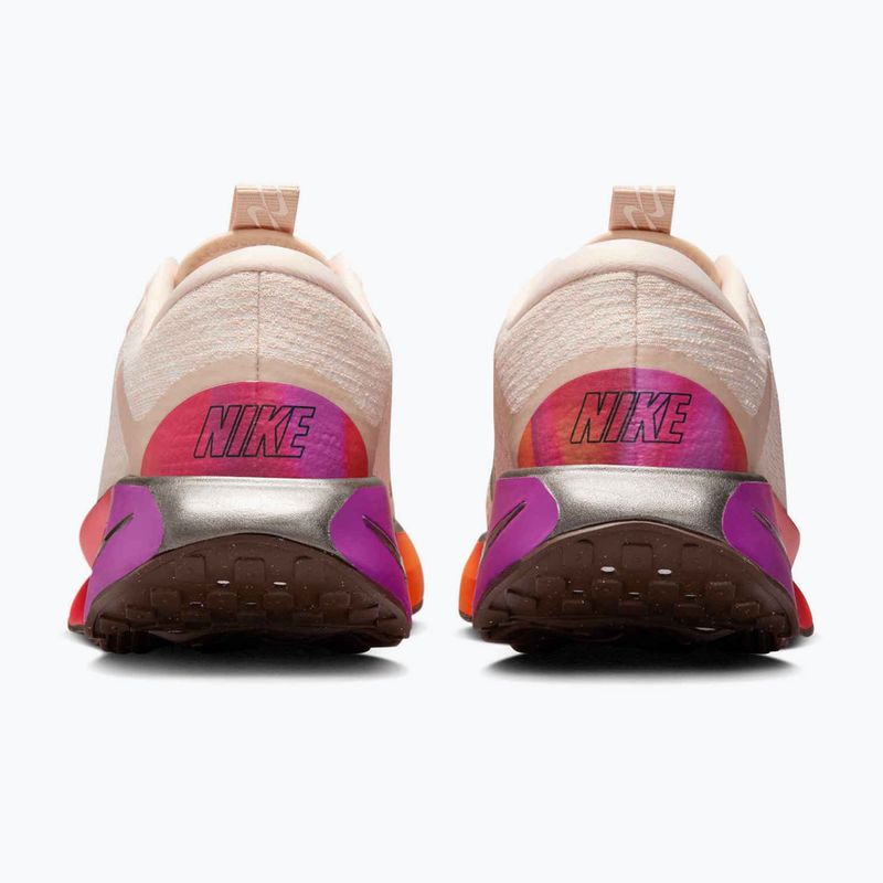 Buty treningowe damskie Nike Motiva SE pearl white/pale ivory/vivid purple/mtl gold grain 4