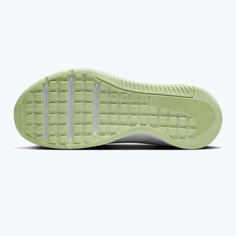 Buty treningowe damskie Nike MC Trainer 3 white/metallic silver/barely volt 5