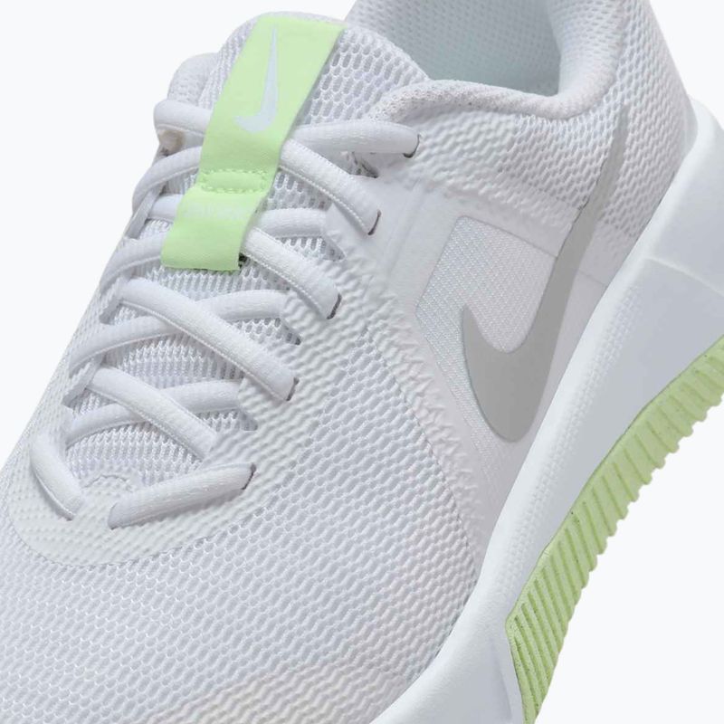 Buty treningowe damskie Nike MC Trainer 3 white/metallic silver/barely volt 8