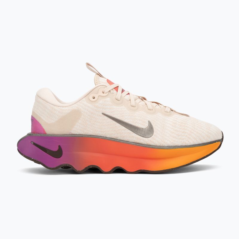 Buty treningowe damskie Nike Motiva SE pearl white/pale ivory/vivid purple/mtl gold grain 2