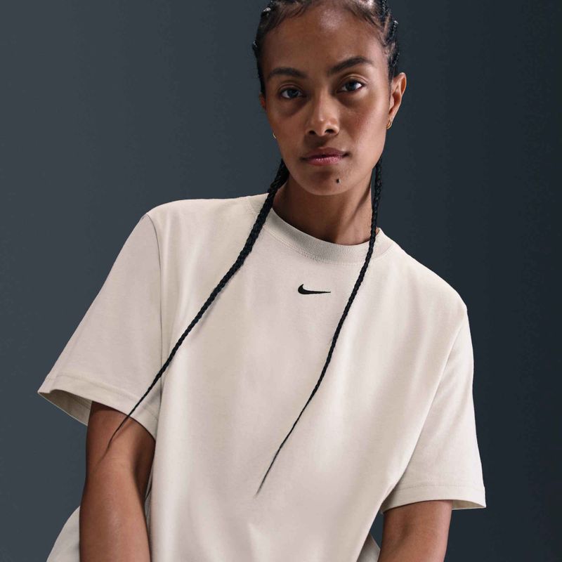 Koszulka damska Nike Sportswear Essential light bone 7