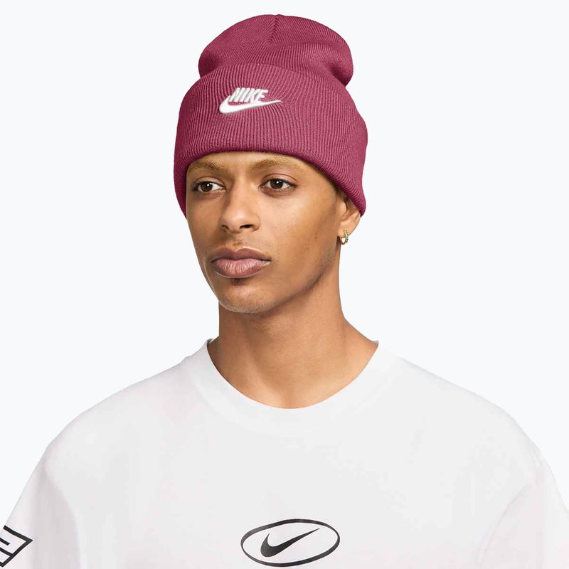 Czapka zimowa Nike Peak Futura Beanie sweet beet/white
