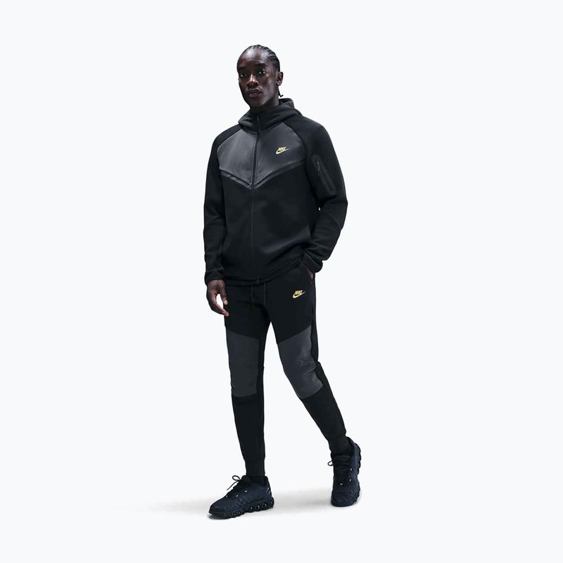 Spodnie męskie Nike Tech Joggers black/dark smoke grey/metallic gold 2
