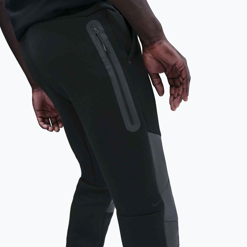 Spodnie męskie Nike Tech Joggers black/dark smoke grey/metallic gold 5