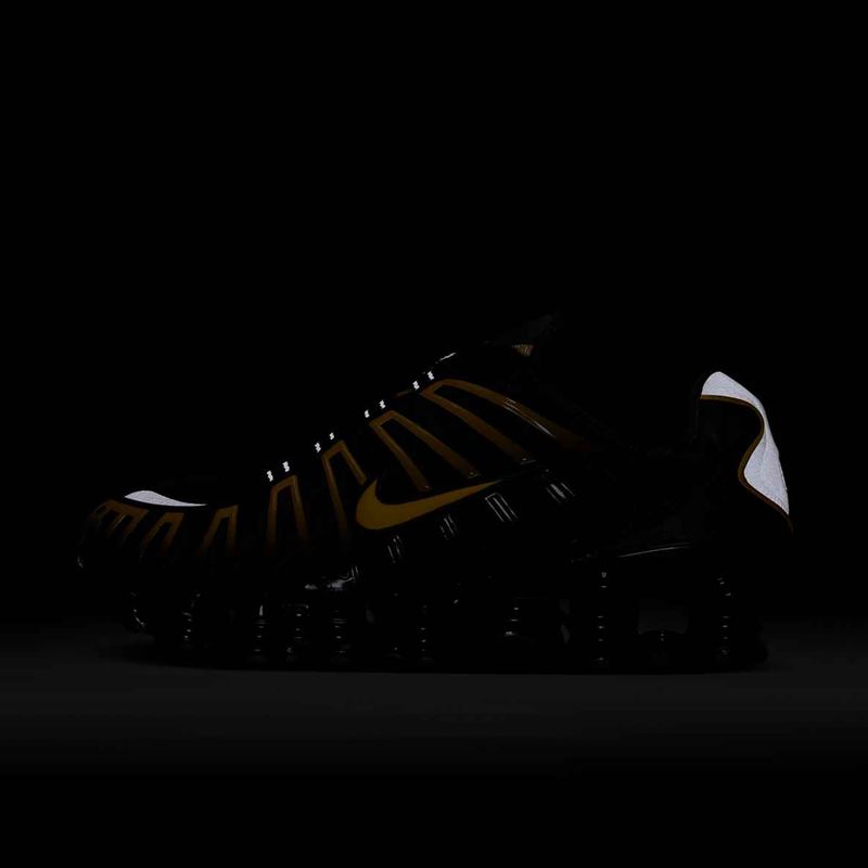Buty damskie Nike Shox TL black/university gold 8