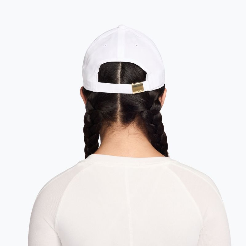 Czapka z daszkiem dziecięca Nike Dri-FIT Club white/flt gold 5