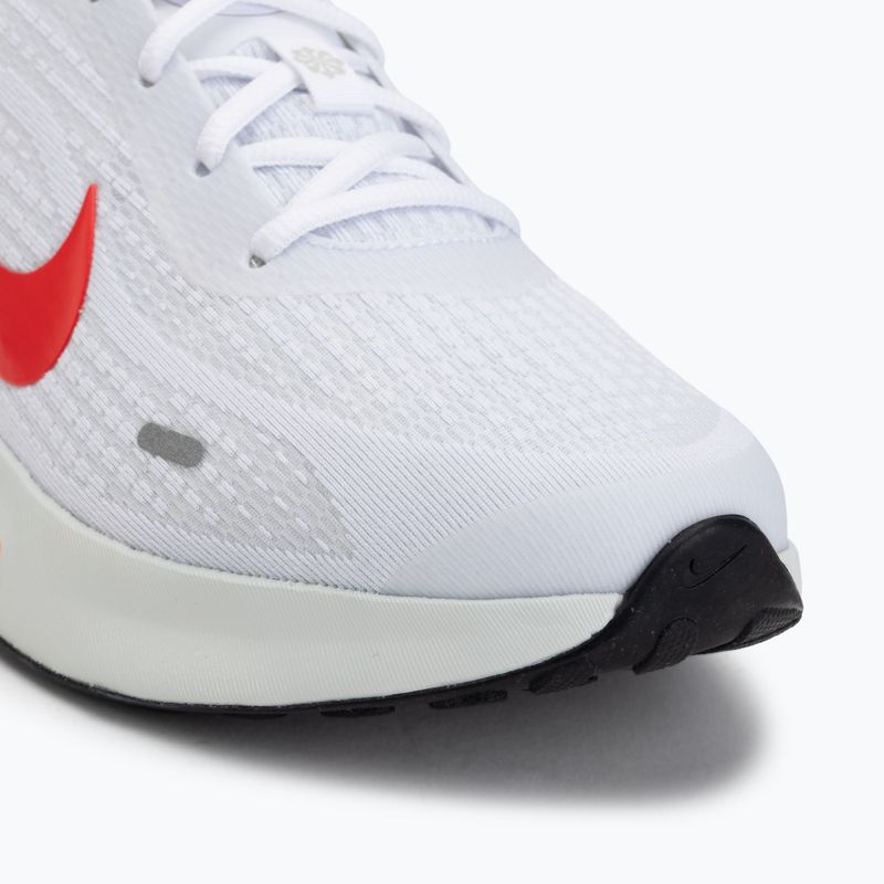 Buty do biegania męskie Nike Journey Run white/spruce aura/bright crimson 7