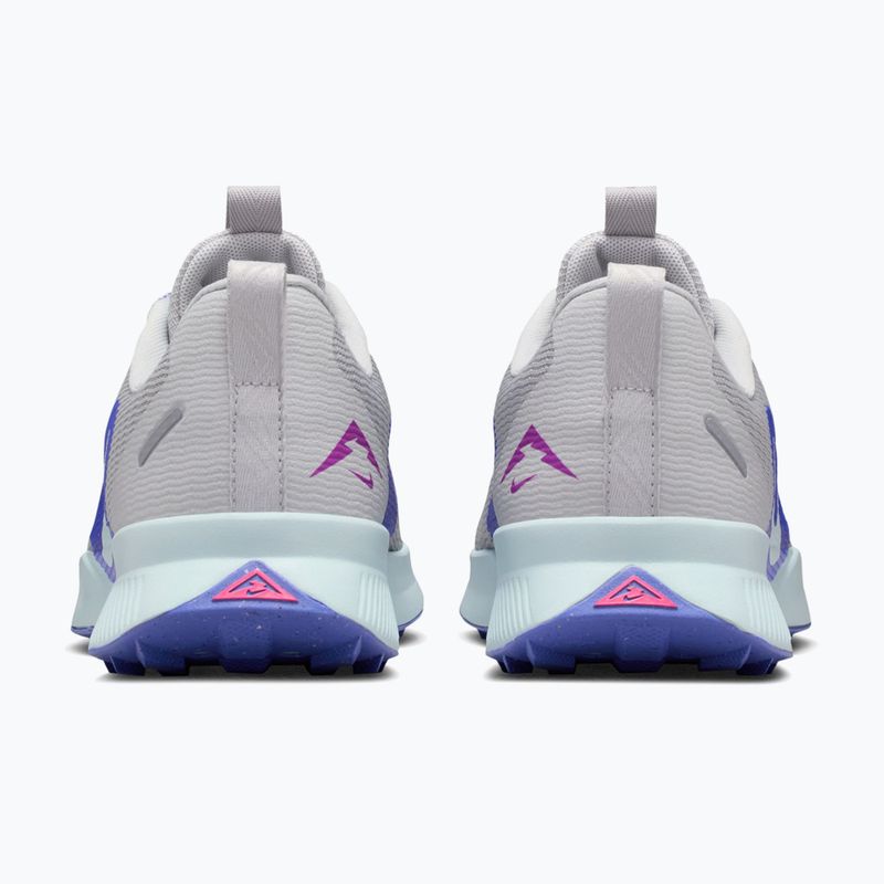 Buty do biegania damskie Nike Juniper Trail 3 grey fog/sapphire/glacier blue 4