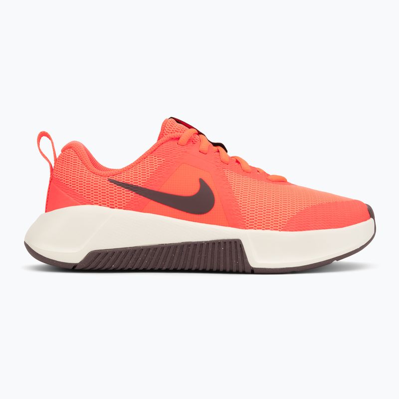 Buty treningowe damskie Nike MC Trainer 3 hot lava/soft pearl/tattoo 2
