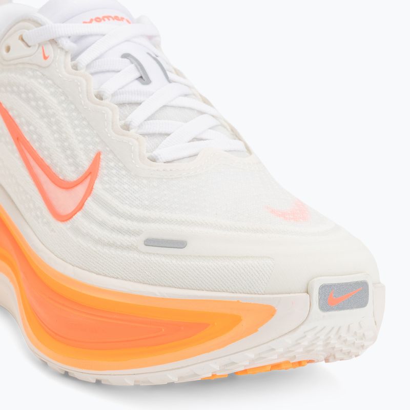 Buty do biegania damskie Nike Vomero Plus sail/white/orange pulse/hot lava 7
