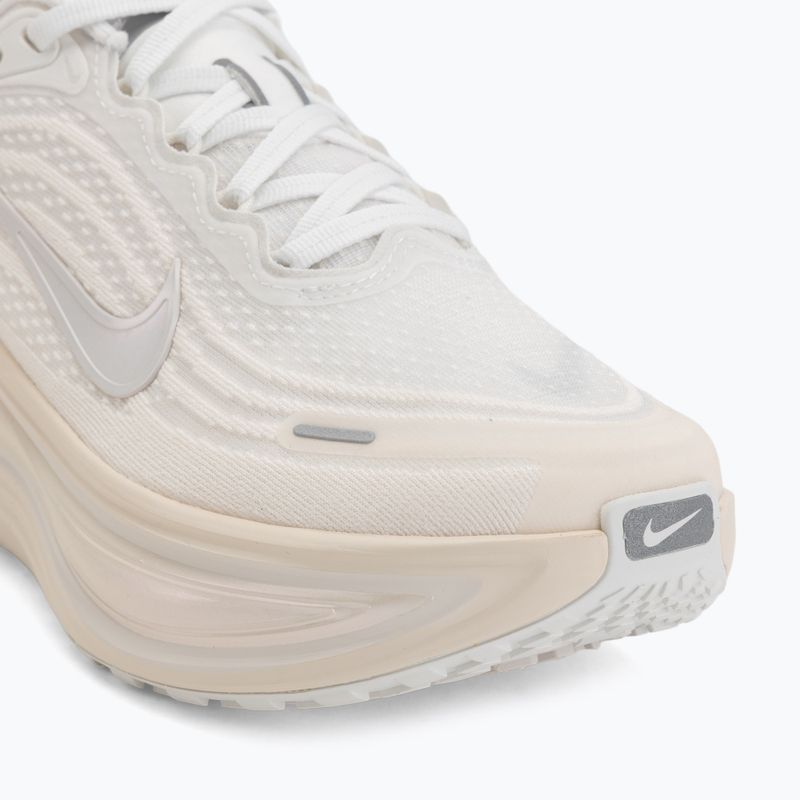 Buty do biegania damskie Nike Vomero Plus ESS summit white/phantom/pure platinum/chalk 7